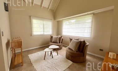Casa en Venta en Saint Thomas Norte Sur, Canning