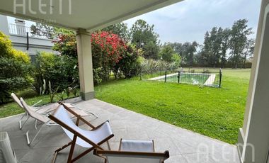 Casa en Venta en Saint Thomas Norte Sur, Canning
