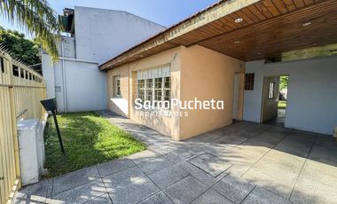 Venta Casa 4 ambientes en Isidro Casanova.