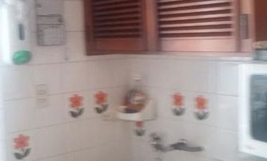 MUY BUENA UBICACIÓN - AMPLIO TERRENO - MUY BUEN CHALET APTO 2 FAMILIAS