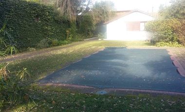 MUY BUENA UBICACIÓN - AMPLIO TERRENO - MUY BUEN CHALET APTO 2 FAMILIAS