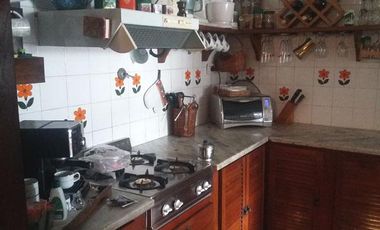 MUY BUENA UBICACIÓN - AMPLIO TERRENO - MUY BUEN CHALET APTO 2 FAMILIAS