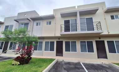 CasaAmplia casa en Jardines de Mayakoba en renta, amueblada y equipada con servicios incluidos