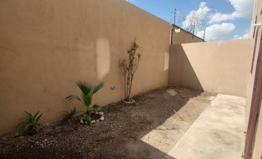 Casa de 3 niveles en renta equipada y amueblada en Residencial Valterra, Apodaca