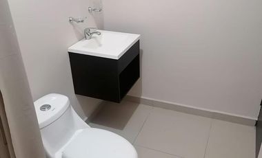 Casa de 3 niveles en renta equipada y amueblada en Residencial Valterra, Apodaca