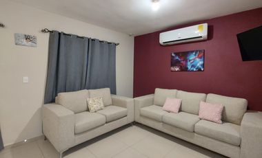 Casa de 3 niveles en renta equipada y amueblada en Residencial Valterra, Apodaca