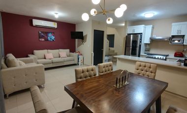 Casa de 3 niveles en renta equipada y amueblada en Residencial Valterra, Apodaca