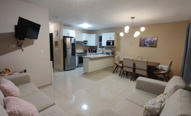 Casa de 3 niveles en renta equipada y amueblada en Residencial Valterra, Apodaca