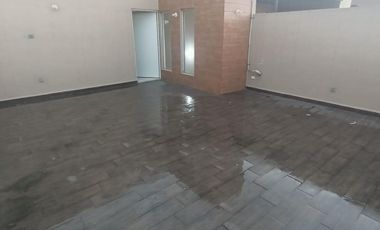 Casa de 3 niveles en renta equipada y amueblada en Residencial Valterra, Apodaca