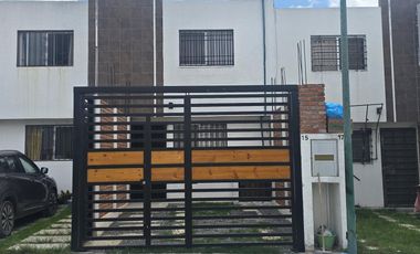 Casa AMUEBLADA