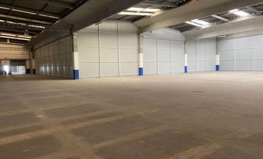 Bodega en renta en Tlalnepantla 1,612 m².
