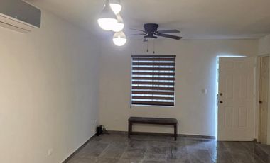 Casa en Renta en Privada San Carlos, Guadalupe, NL