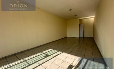 Local renta en esquina Candiles Corregidora Queretaro