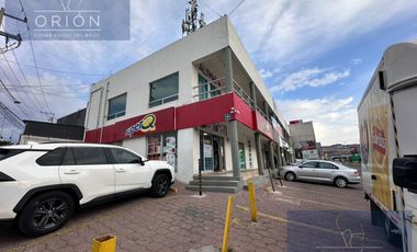 Local renta en esquina Candiles Corregidora Queretaro