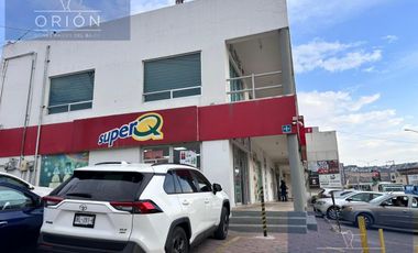 Local renta en esquina Candiles Corregidora Queretaro