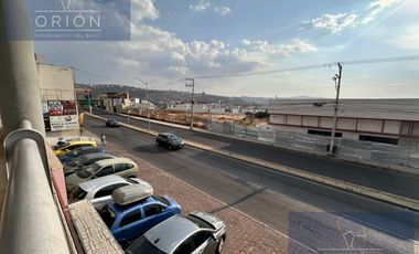 Local renta en esquina Candiles Corregidora Queretaro