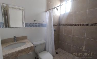 Renta Casa Amueblada 2rec Real del Sol sobre Avenida