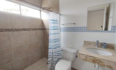 Renta Casa Amueblada 2rec Real del Sol sobre Avenida