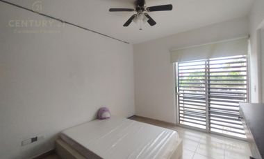 Renta Casa Amueblada 2rec Real del Sol sobre Avenida