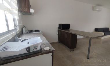 Renta Casa Amueblada 2rec Real del Sol sobre Avenida