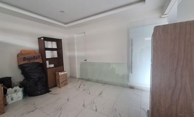 Consultorio en Renta Av. Plan de Ayala Plaza Ikonos