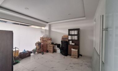 Consultorio en Renta Av. Plan de Ayala Plaza Ikonos
