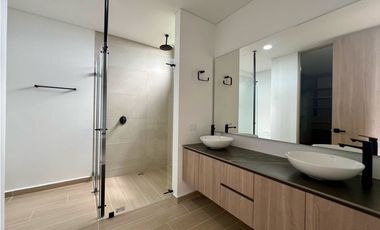 VENTA-RENTA LUJOSO PENTHOUSE 230 MTS2 CERRITOS PEREIRA