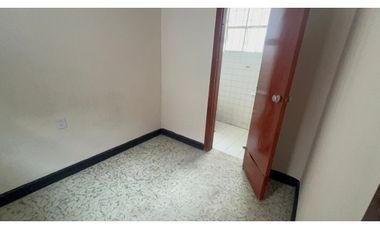 SE ARRIENDA HERMOSA CASA COMERCIAL EN SAN FRANCISCO