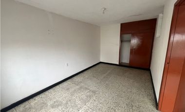 SE ARRIENDA HERMOSA CASA COMERCIAL EN SAN FRANCISCO