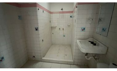 SE ARRIENDA HERMOSA CASA COMERCIAL EN SAN FRANCISCO