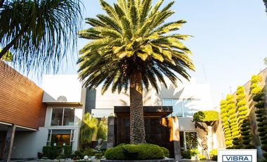 Residencia de super lujo en Jardines del Pedregal.