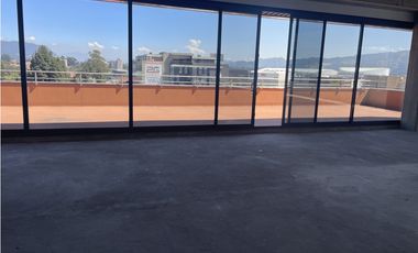 OFICINA EN ARRIENDO EN CHIA (Piso 6)