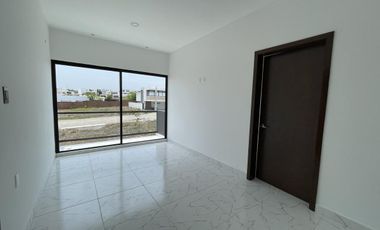 PUNTA TIBURON, Casa en VENTA con ALBERCA, área de TV y cuarto de servicio