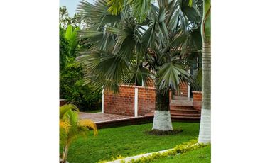 🌄 FINCA EN ALTAGRACIA – CAPACIDAD 30 PERSONAS Y ZONAS PARA EVENTOS