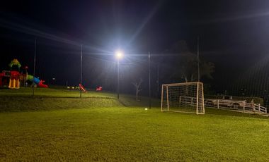🌄 FINCA EN ALTAGRACIA – CAPACIDAD 30 PERSONAS Y ZONAS PARA EVENTOS