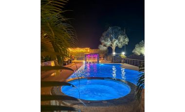 🌄 FINCA EN ALTAGRACIA – CAPACIDAD 30 PERSONAS Y ZONAS PARA EVENTOS