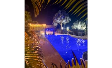 🌄 FINCA EN ALTAGRACIA – CAPACIDAD 30 PERSONAS Y ZONAS PARA EVENTOS