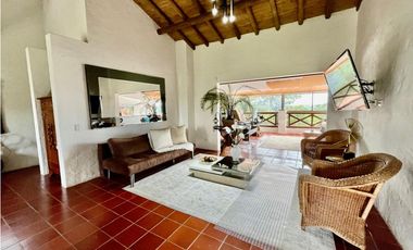 FINCA EN EL CARMEN DE VIBORAL USO MIXTO