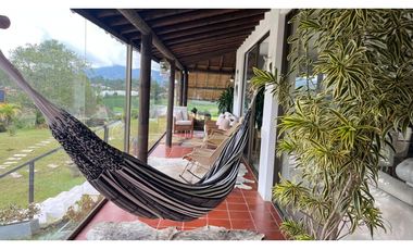 FINCA EN EL CARMEN DE VIBORAL USO MIXTO