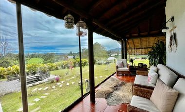 FINCA EN EL CARMEN DE VIBORAL USO MIXTO