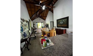 Vendo casa campestre vereda La Argentina Villavicencio