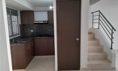 CASA EN VENTA EN CIUDAD DEL PARQUE TAIRONA