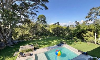 VENTA DE CASA CAMPESTRE EN LA TEBAIDA QUINDIO VIA AL VALLE