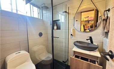Casa en venta remodelada en Itagüí Suramérica