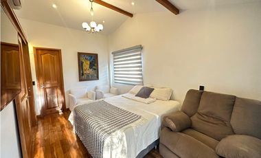 Casa en venta remodelada en Itagüí Suramérica