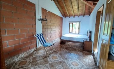 Venta de finca en El Carmen de Viboral - la joya natural del Oriente