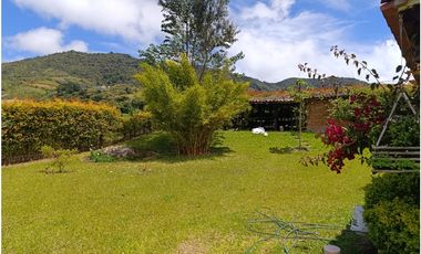 Venta de finca en El Carmen de Viboral - la joya natural del Oriente