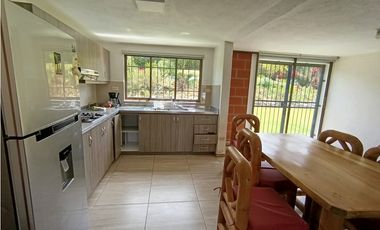 Venta de finca en El Carmen de Viboral - la joya natural del Oriente