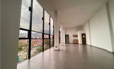 Edificio Comercial en Venta en Guayabal sector Cristo Rey
