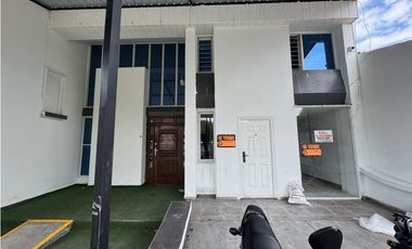 CASA EN VENTA- LAS MERCEDES-PALMIRA-CALLE PRINCIPAL